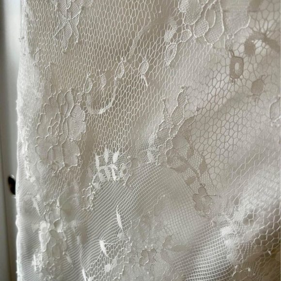 Lace Wedding Dress Bridal Gown - Picture 4 of 8